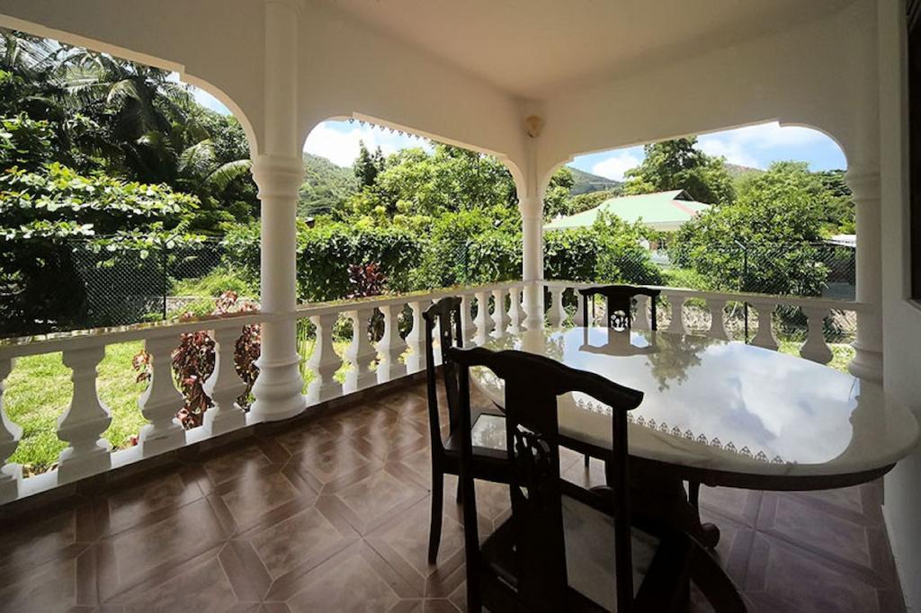 Coco Bay Villa Baie Sainte Anne エクステリア 写真