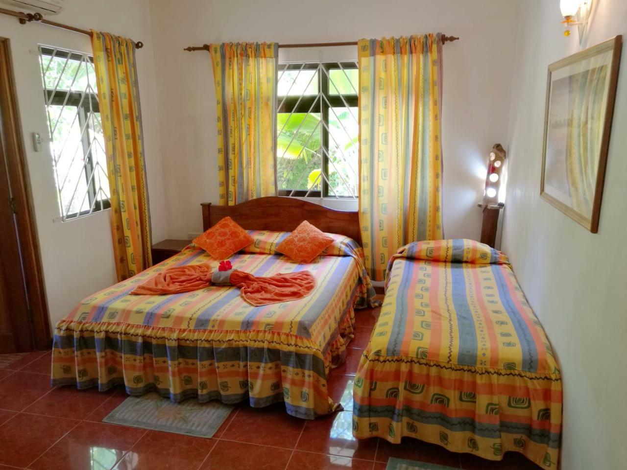Coco Bay Villa Baie Sainte Anne エクステリア 写真